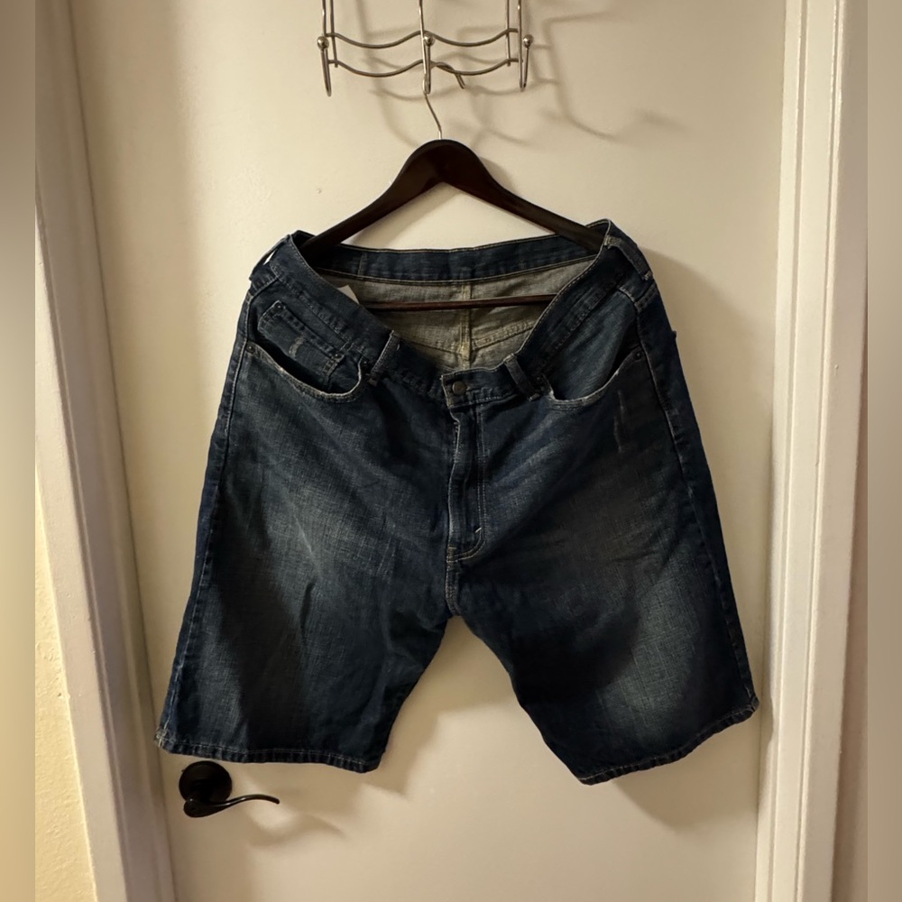 Levi Jorts
